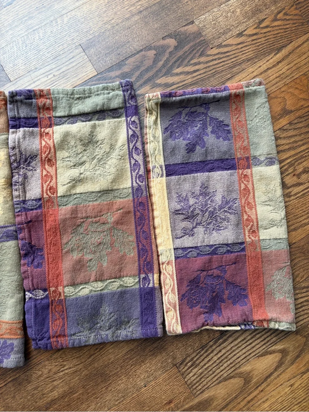 Autumn Harvest Fall Thanksgiving Plaid Leaf Print Cotton Table Napkins Set of 4